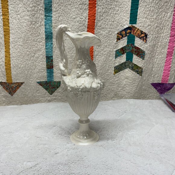 arnel's Pitcher Grape Vine Pattern Ivory White - Picture 4 of 6